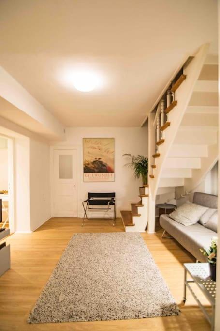 Ground Floor In Villa In Charlottenburg Garden View Berlin Exteriör bild